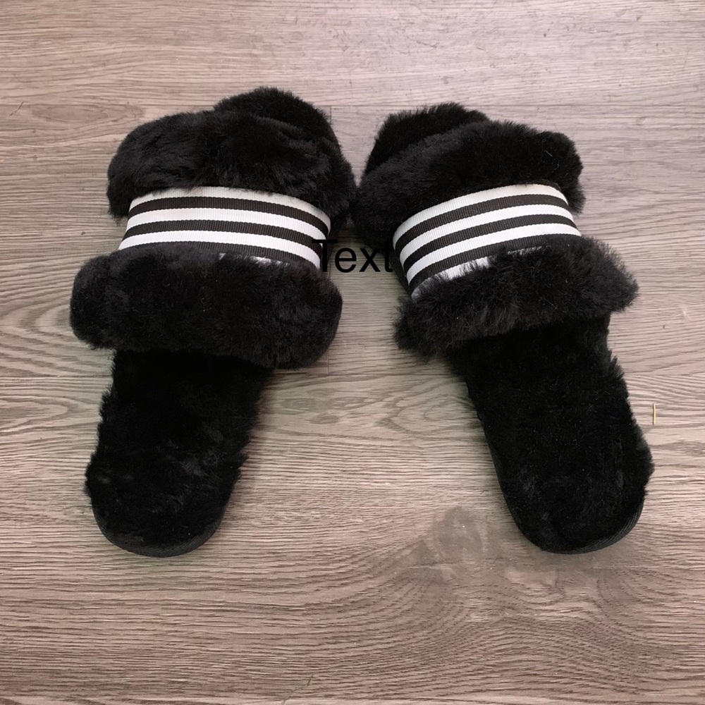 COPY - EMU slippers new never worn